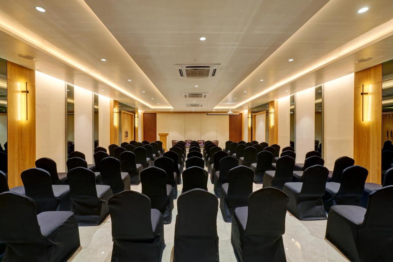 Citrus Hotel كولهابور المظهر الخارجي الصورة