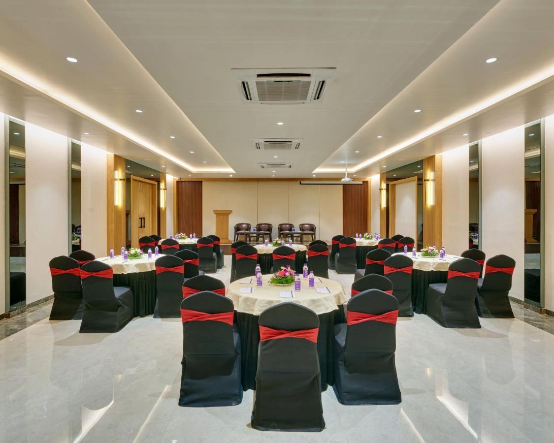 Citrus Hotel كولهابور المظهر الخارجي الصورة