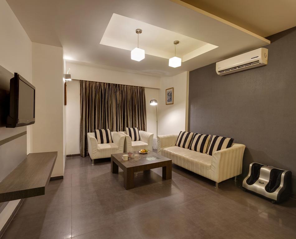 Citrus Hotel كولهابور المظهر الخارجي الصورة