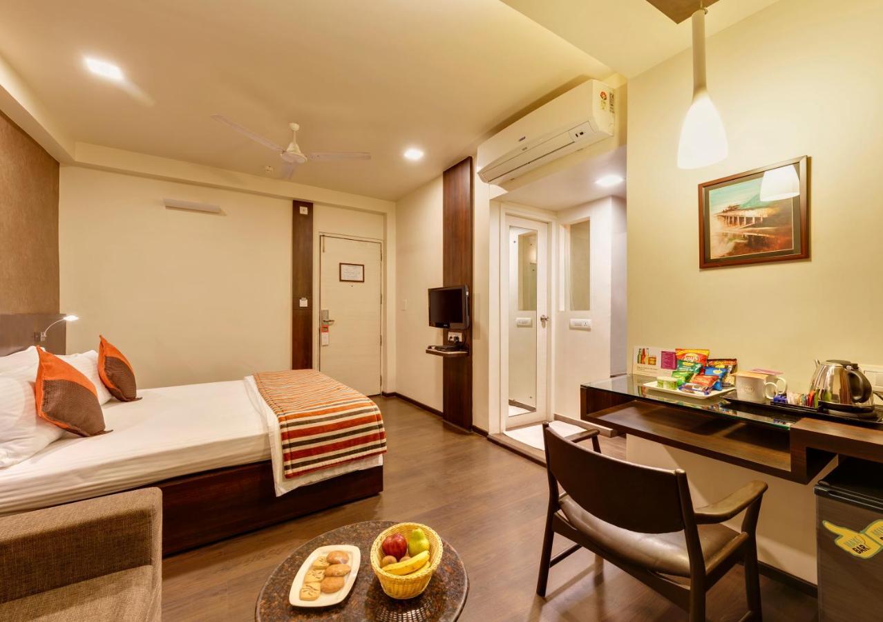 Citrus Hotel كولهابور المظهر الخارجي الصورة